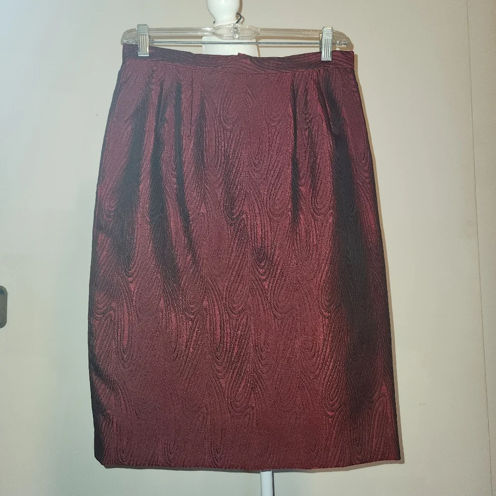 Doncaster Dark Red Oxblood Burgundy Embellished Silky Pencil Skirt 8 EUC